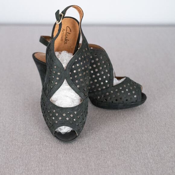 Clarks Artisan Leather Slingback Heels Women's Size 7M Open Toe Laser Cut Boho - Picture 7 of 9